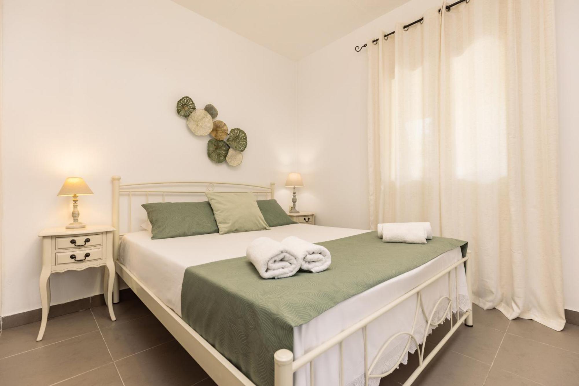 Pretty Spiti Holiday Retreat Laganas Room photo